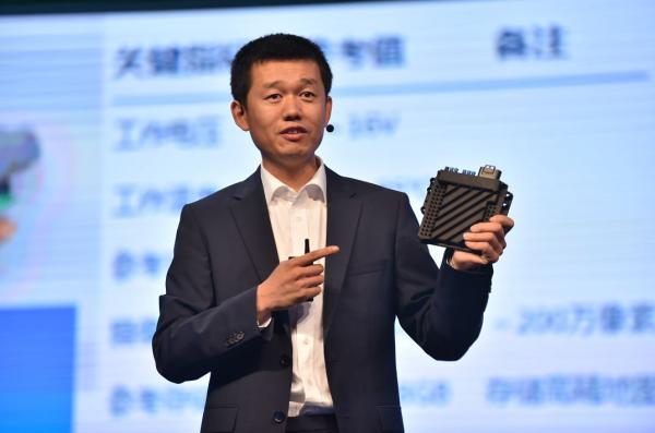 百度推国内首个可量产自动驾驶计算平台：定位精度足以上高速