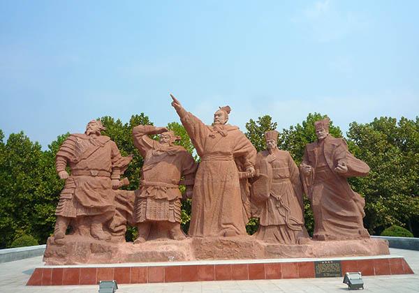 问吧精选︱朱子彦：曹操“挟天子”真的能“令诸侯”吗