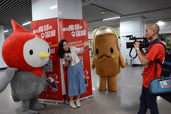 海报栏｜高考结束，“国民CP”李雷和韩梅梅放暑假啦