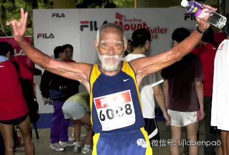 美国94岁奶奶创半马最高龄纪录，癌症也挡不住她的脚步