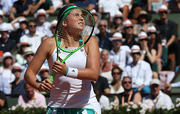 网坛“坏女孩”成了国家英雄，她是昙花一现还是会开创时代