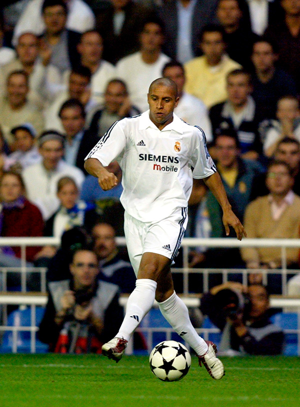 卡洛斯陷入禁药风波，德国电视台曝巴西足坛涉药丑闻