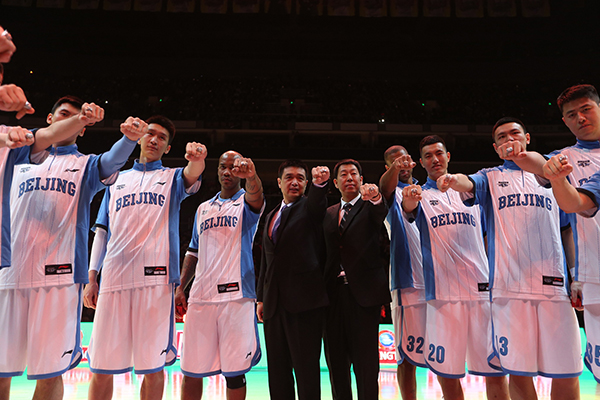 北京男篮“老炮儿”的二十年，流水的北京队铁打的闵鹿蕾