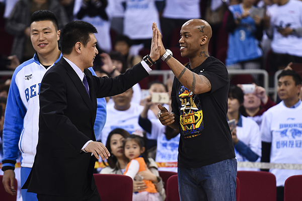 北京男篮“老炮儿”的二十年，流水的北京队铁打的闵鹿蕾