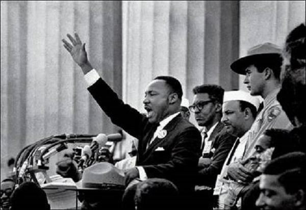 努斯鲍姆：愤怒是恐惧之子，抗争但不报复才是正道