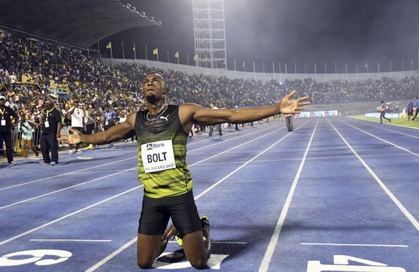 博尔特上演家乡最后一战！见证闪电，人类还剩最后两个月