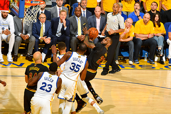 寡头篮球，金州勇士把NBA的精髓“毒死了”吗