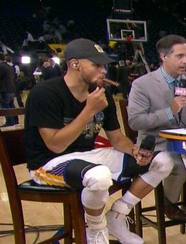 恭喜杜兰特，你总算能喝“寡姐”的洗澡水了