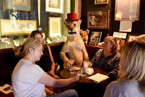 趣看｜猎奇博物馆：名人“弃物”，一丝诡异的味道