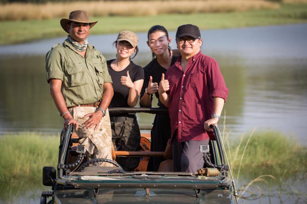 上海电视节｜看到江一燕给小犀牛洗澡，我的心融化了