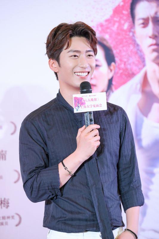 《六人晚餐》：看到吴刚不禁笑场，因为达康书记太受欢迎