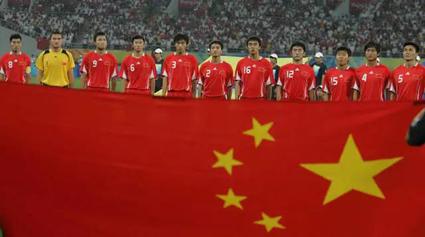 冯潇霆的眼泪看哭多少人，“85黄金一代”后，我们一无所有