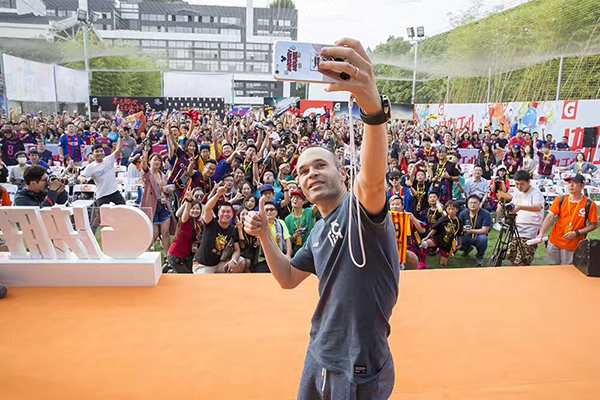 对话伊涅斯塔：相比来中超踢球，不如在某宝上卖我的红酒