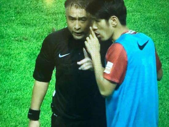 谁是中超联赛最大“敌人”：裁判频现低级误判，足协为何不管