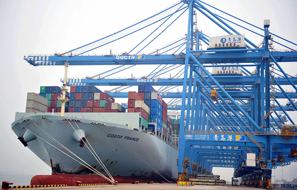 全球前十的港口中国占7席，“智慧港口”是未来方向