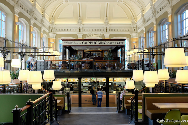 布达佩斯，生活在别处