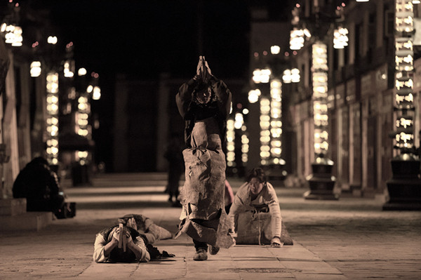 专访｜张杨新片《冈仁波齐》上映：远离商业，生活在别处