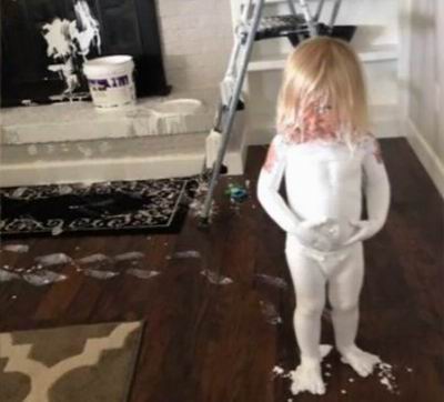 看了这些照片，做爹妈的人都怀疑：是在我家里拍的吧