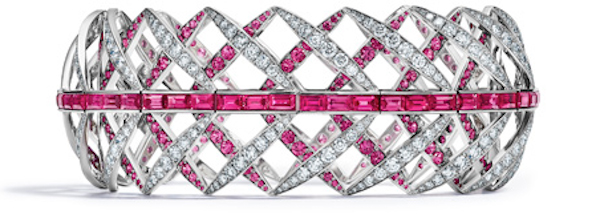 有一种珠宝的光彩，叫做生如夏花之绚烂