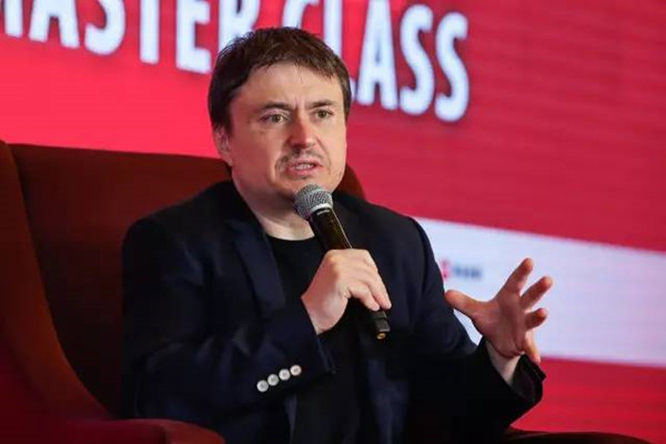 金爵奖评委会主席蒙吉：我们失去了不止一代观众