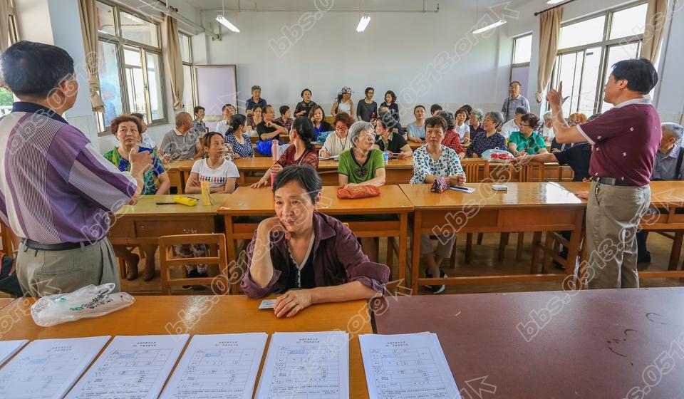幸福需要正能量   南通市老年大学招生火爆 (2).jpg