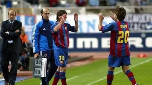 今天梅西30岁了，C罗的“养生踢法”他早已学会