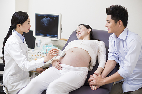 新生儿感染B族链球菌可致死，为何国内没建议孕妇做常规筛查