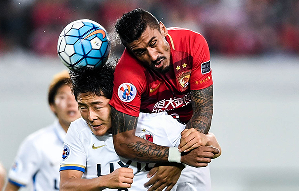 谁说来中超只能养老？保利尼奥承认被巴萨“挖角”