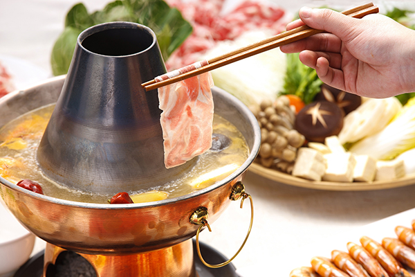 饮食过烫，性行为太开放，这样都易诱发癌症，还敢不敢做