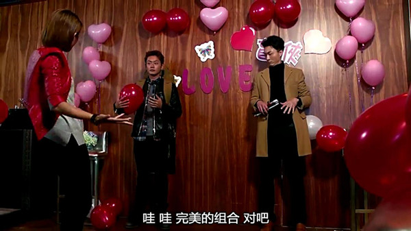 港产夜魔侠，不用暴力，只动嘴巴