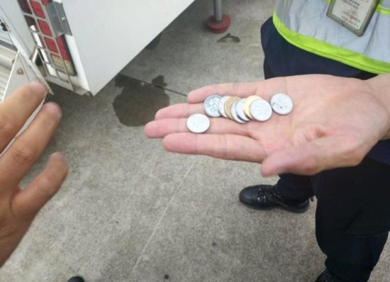 澎湃联播｜不是所有的交通工具上去了就要投币、祈福