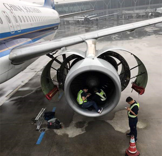 澎湃联播｜不是所有的交通工具上去了就要投币、祈福