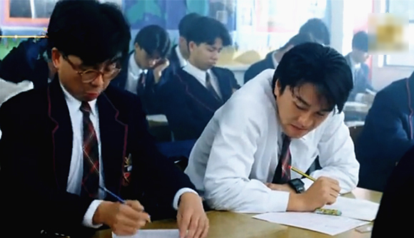 澎湃联播｜神木标语出现“爱我长沙”，说话从拒绝复制开始