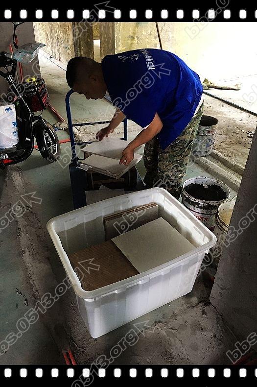 厨房墙砖 (2).jpg