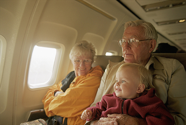 加拿大航空拒绝经济舱小乘客上商务舱卫生间，尿湿座位谁负责
