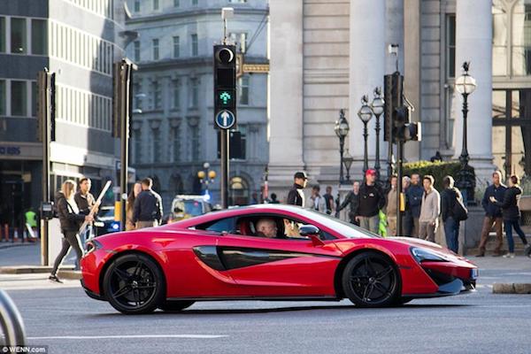 从《变形金刚》里找些旅行灵感，这几个赛车场值得一去