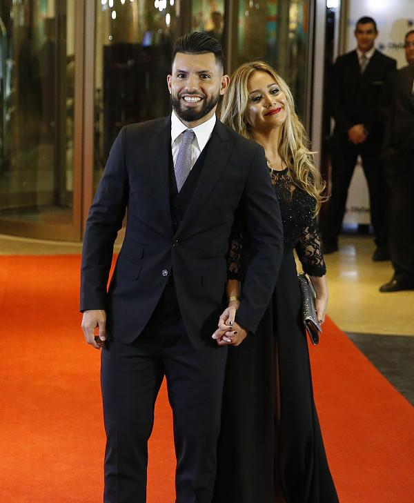 21年爱情长跑！梅西家乡大婚，球王的婚礼不用“随份子”