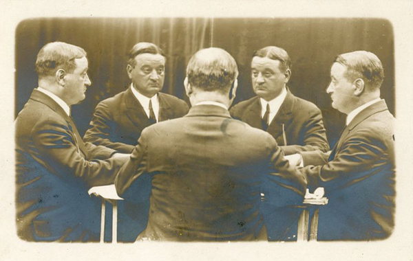 趣看｜5连拍弱爆了，一百年前人们都这么玩