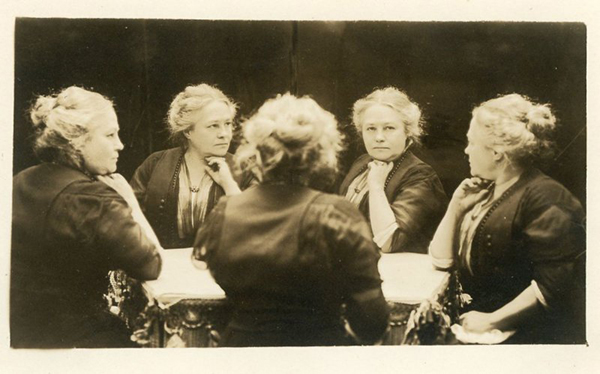 趣看｜5连拍弱爆了，一百年前人们都这么玩