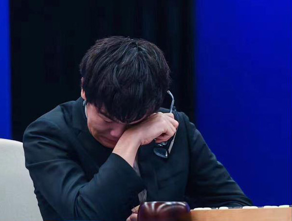 柯洁全运夺冠！人机大战后豪取20连胜，他已成“半人半狗”