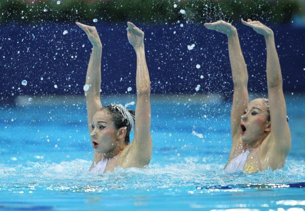 人民日报点赞“蒋文文蒋婷婷复出”：拒绝全运不公平现象重演