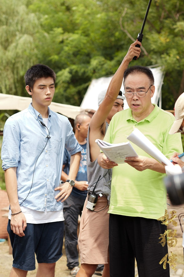 《秘果》：星二代们的中二演技和中二剧情更配哦