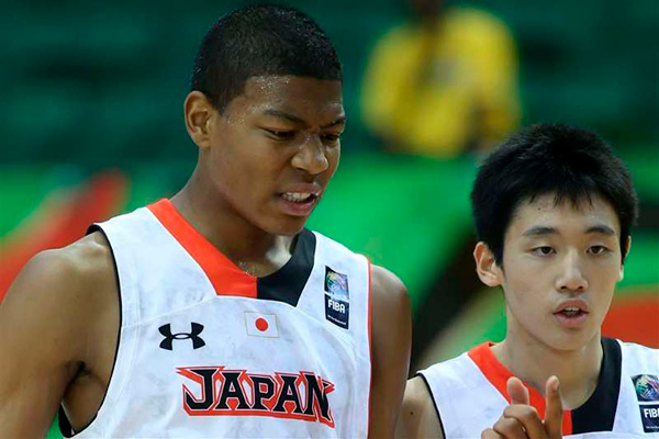 日本男篮世青赛找到未来核心，但周琦之后的中国篮球却断档了