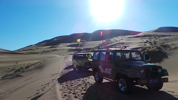 闯入巴丹吉林，身陷沙漠统治的蒙西高原