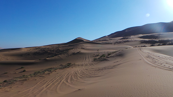 闯入巴丹吉林，身陷沙漠统治的蒙西高原