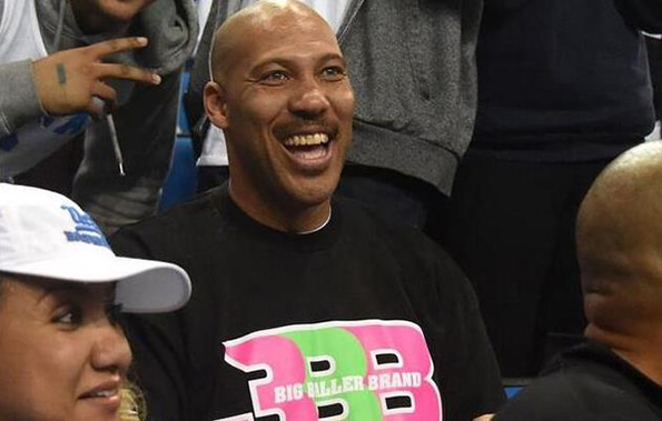 一场NBA没打就成联盟公敌，榜眼父子复制了“卡戴珊家族”