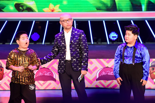 看电视｜天气这么热，瞅啥呢