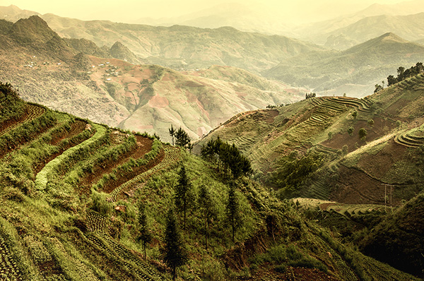 迷失越南：摩托车纵行三千五百公里