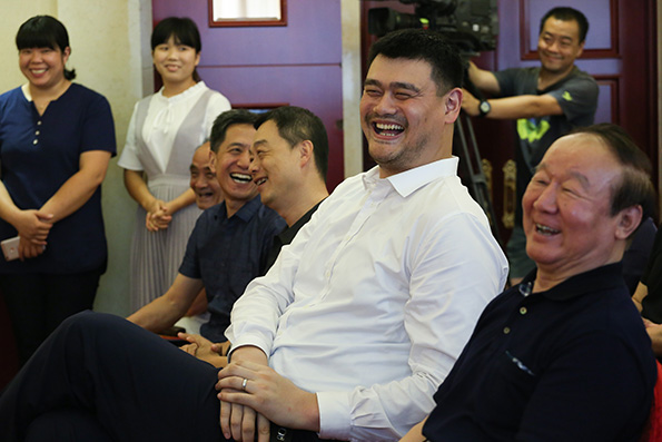 中国篮球新闻奖揭晓，澎湃新闻《大山篮球梦》获年度视频奖