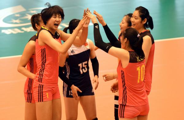 两年后再胜苦主美国队，中国女排的“传帮带”又回来了
